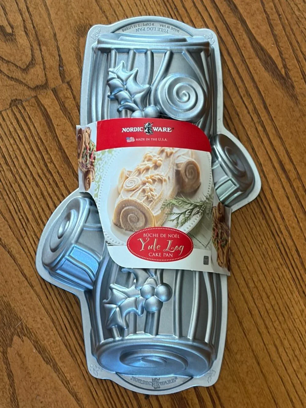 Nordic Ware Buche De Noel Yule Log Pan